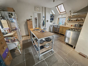 Photo 16- click for photo gallery